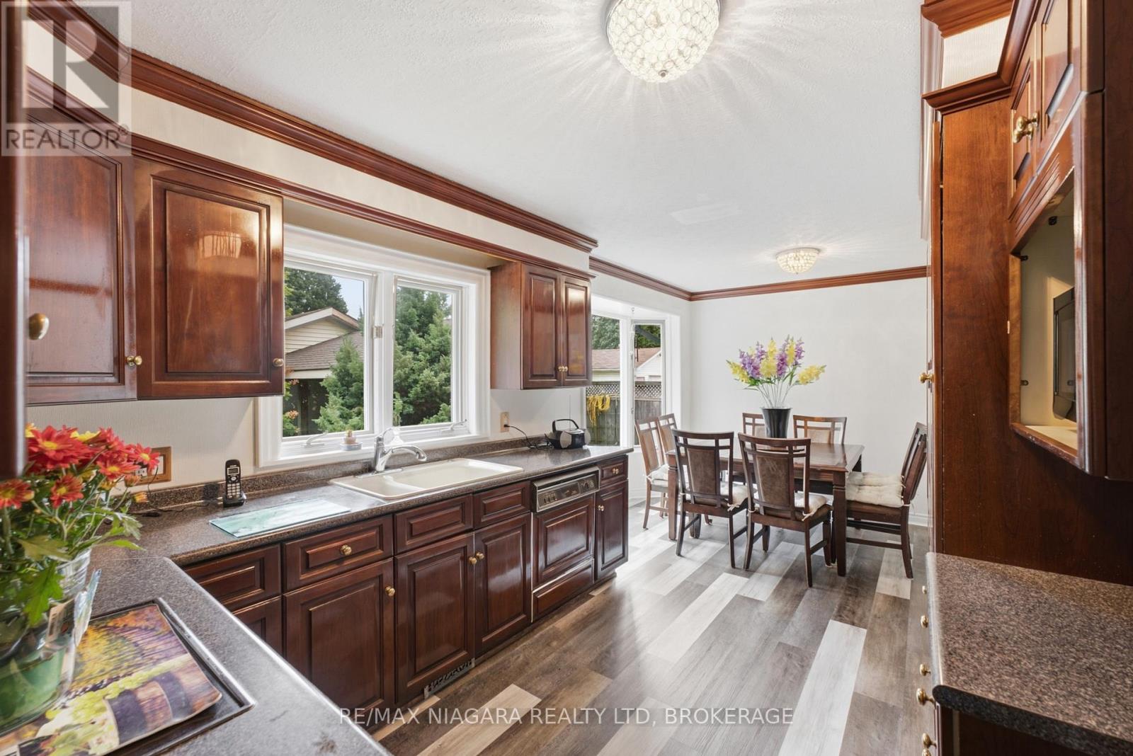 20 Arthur Street, St. Catharines (Lakeshore), Ontario  L2M 1G9 - Photo 9 - X13827914