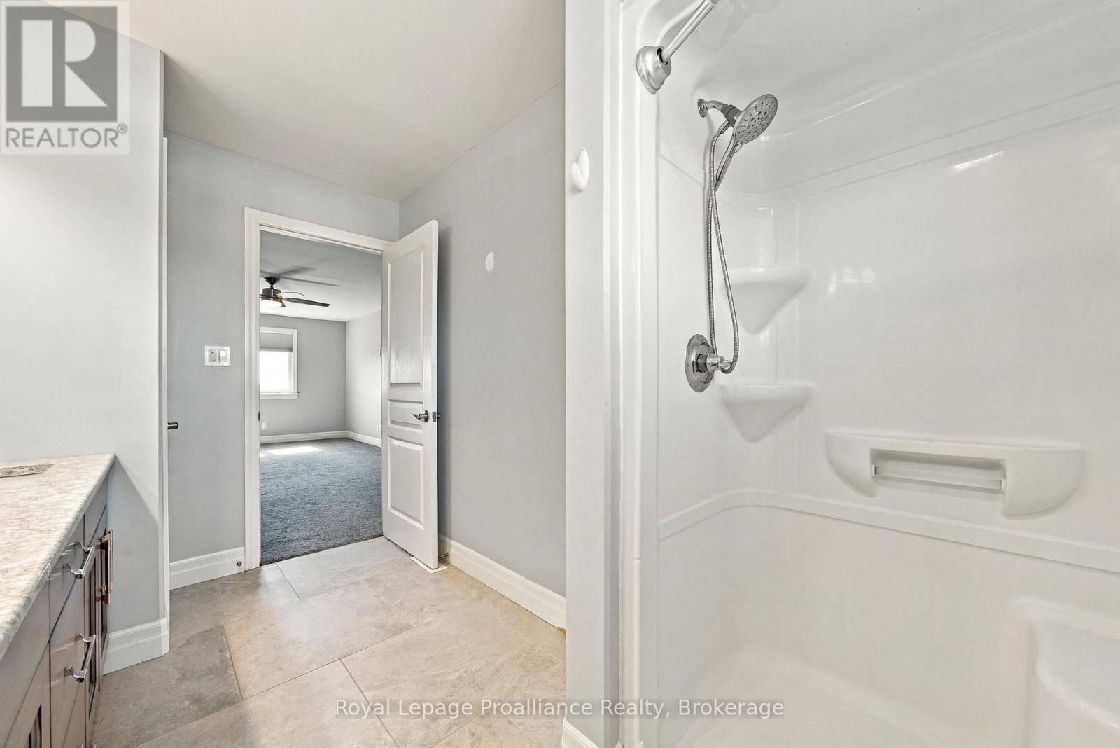 23 Crews Crescent, Quinte West, Ontario  K8V 0G4 - Photo 31 - X13810958