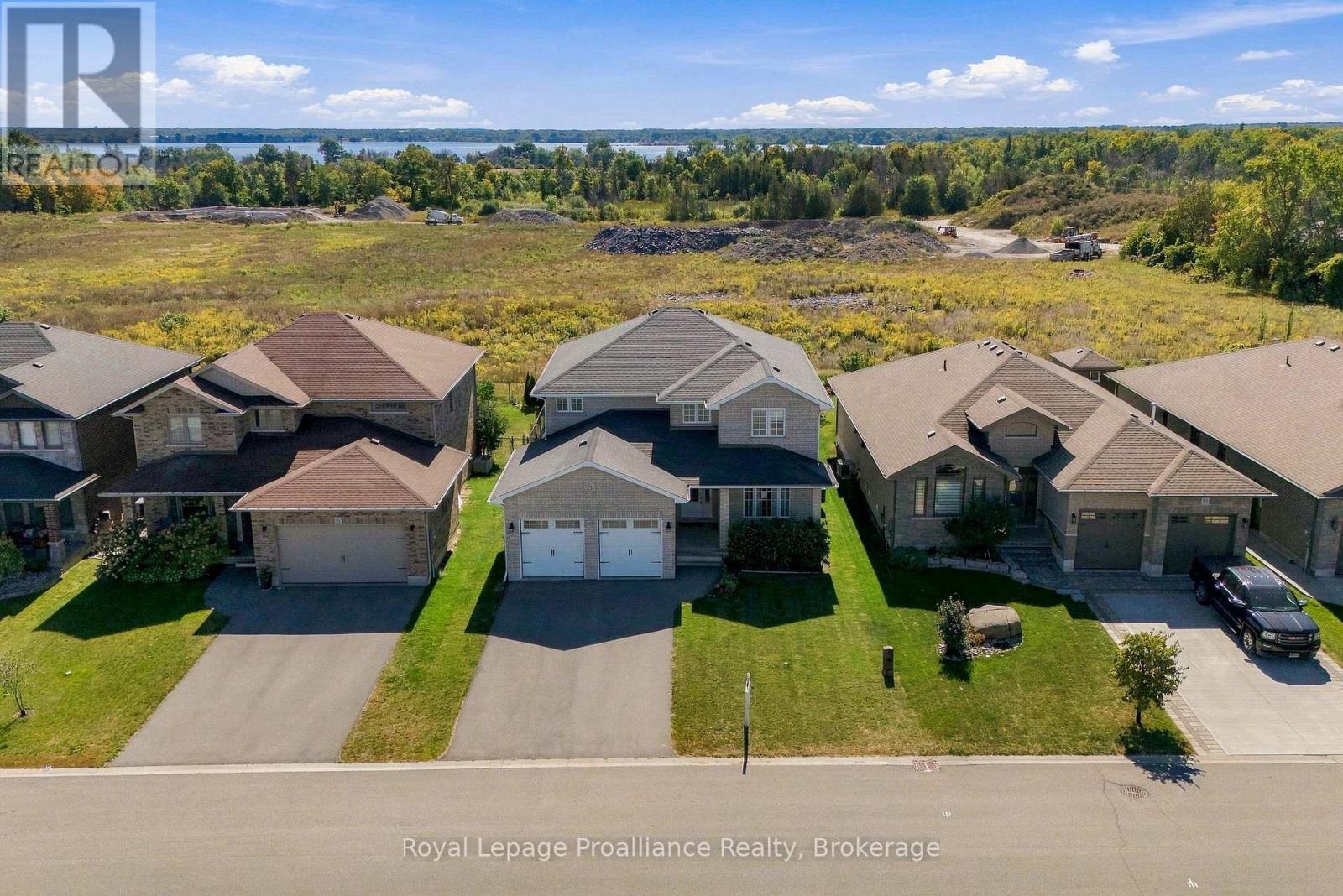 23 Crews Crescent, Quinte West, Ontario  K8V 0G4 - Photo 48 - X13810958