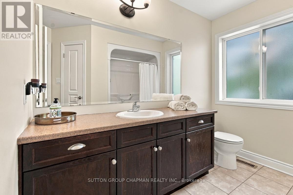 850 Teakwood Lane, London North, Ontario  N6H 0E5 - Photo 30 - X13827964