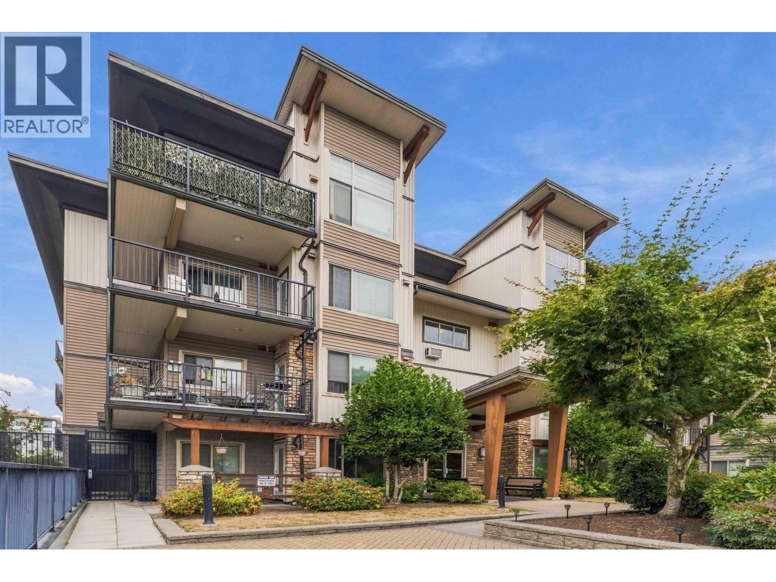107 11935 BURNETT STREET, Maple Ridge, British Columbia