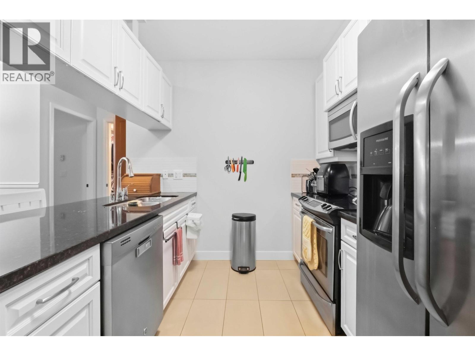 107 11935 Burnett Street, Maple Ridge, British Columbia  V2X 9A9 - Photo 4 - R3169540