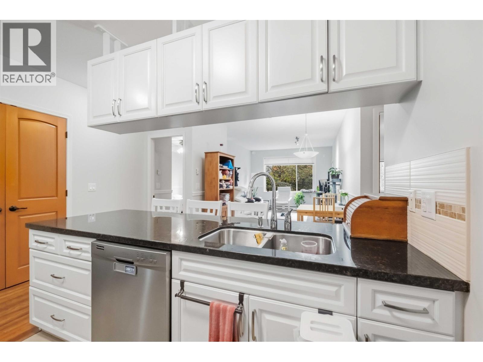 107 11935 Burnett Street, Maple Ridge, British Columbia  V2X 9A9 - Photo 8 - R3169540