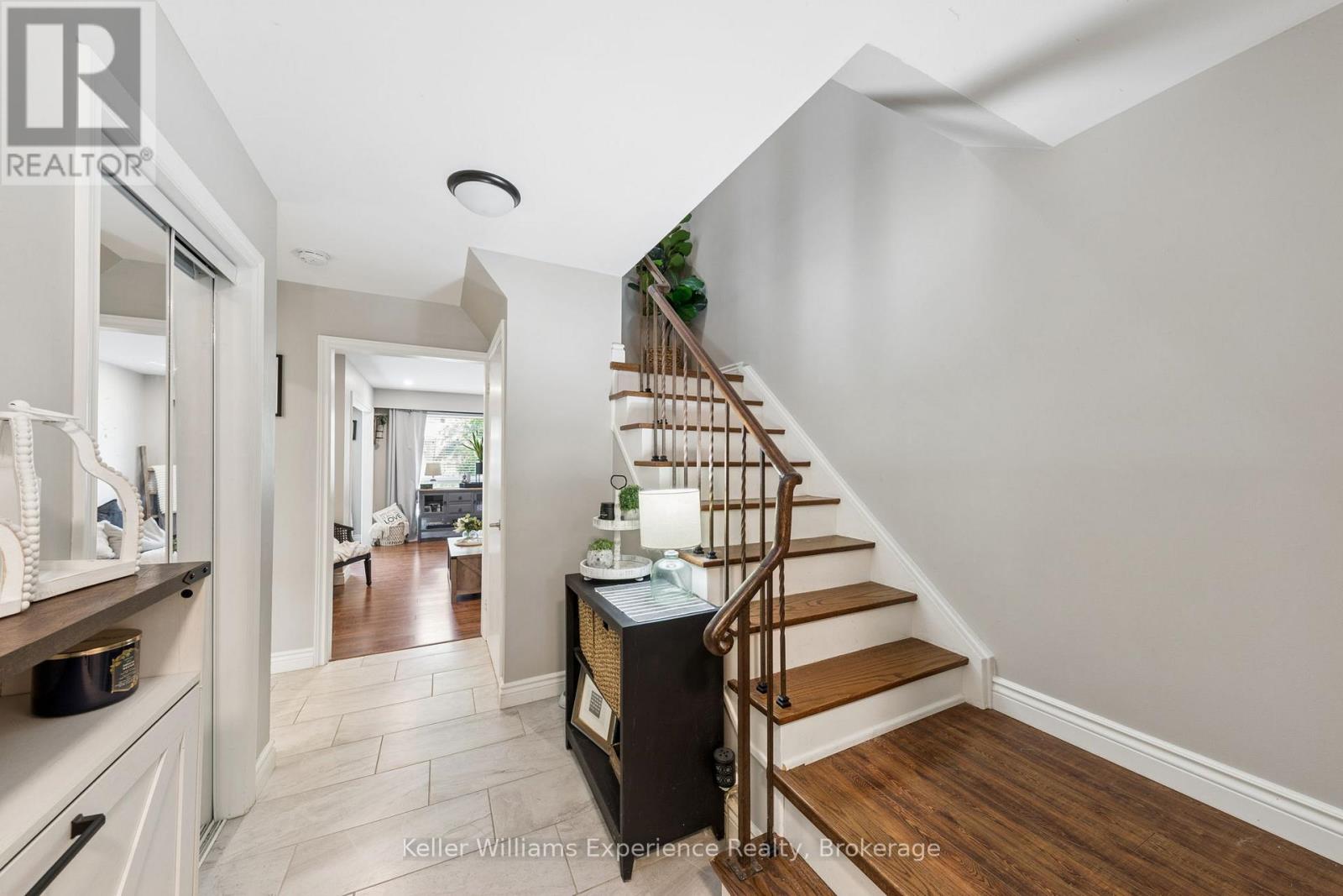 23 - 2 Bernick Drive, Barrie, Ontario L4M 5K4 - Photo 9 - S13827968