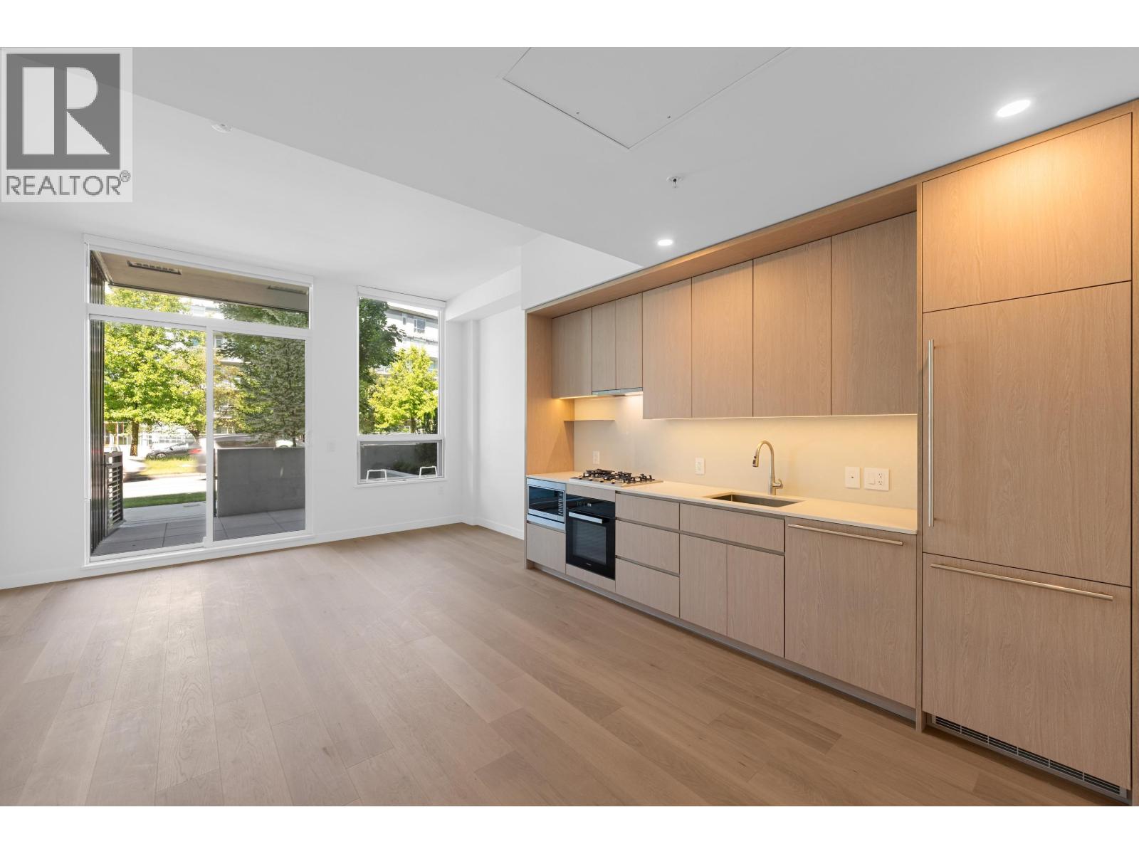 1XX 5212 CAMBIE STREET, Vancouver, British Columbia