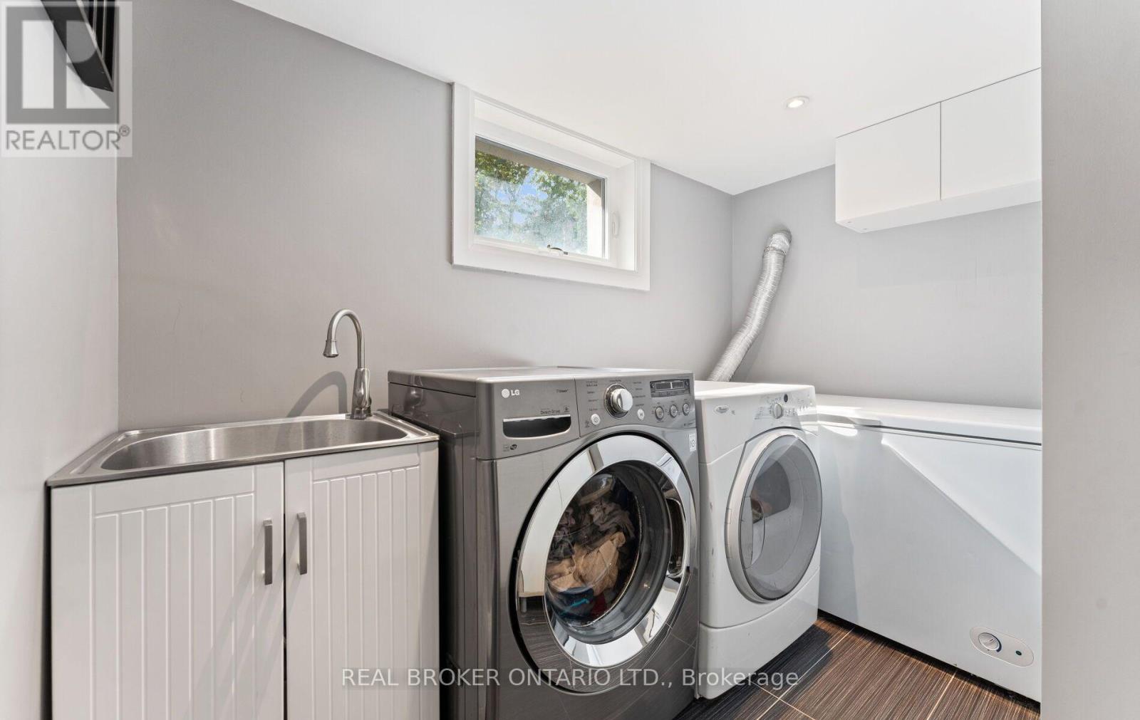 26 Roxaline Street, Toronto, Ontario  M9P 2Y9 - Photo 30 - W13822250