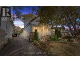 26 ROXALINE STREET, Toronto, Ontario