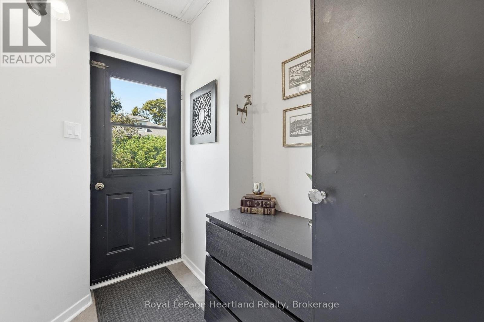 72 Colborne Street, Goderich, Ontario  N7A 2V9 - Photo 7 - X13828080