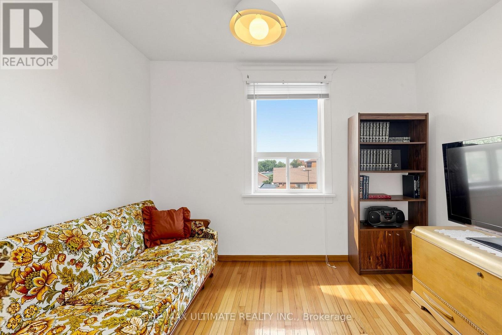 494 Oakwood Avenue W, Toronto, Ontario  M6E 2W7 - Photo 21 - C13827912