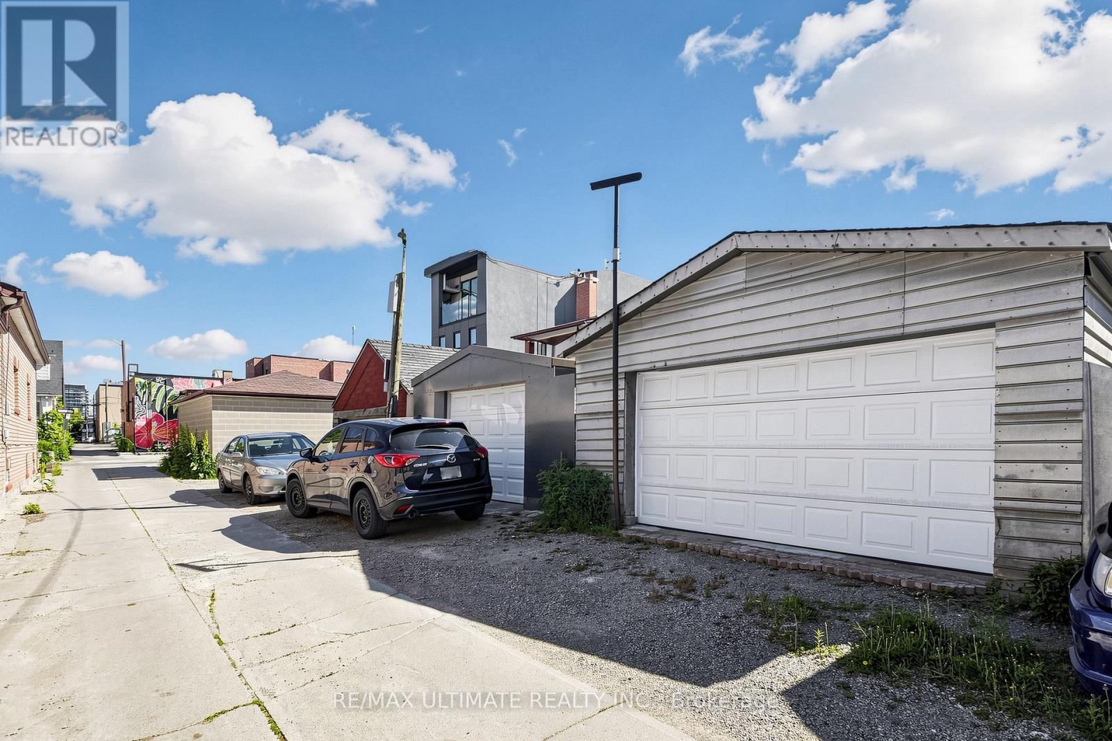 494 Oakwood Avenue W, Toronto, Ontario  M6E 2W7 - Photo 33 - C13827912