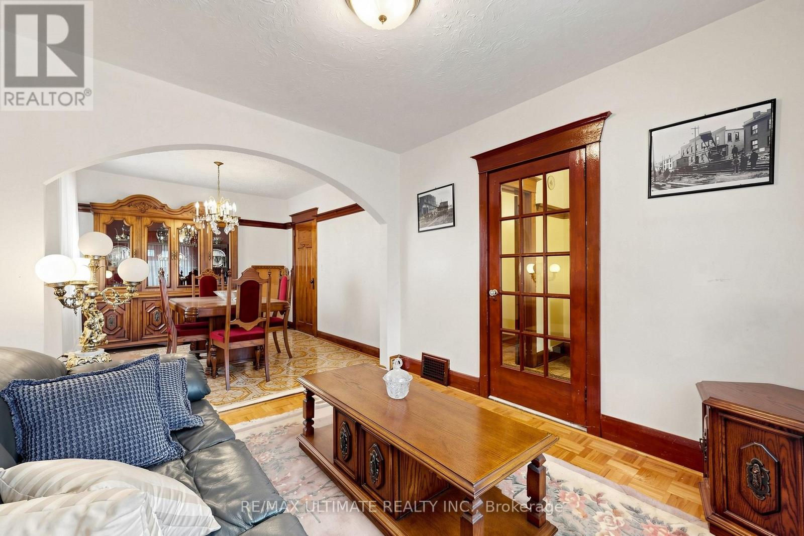 494 Oakwood Avenue W, Toronto, Ontario  M6E 2W7 - Photo 6 - C13827912