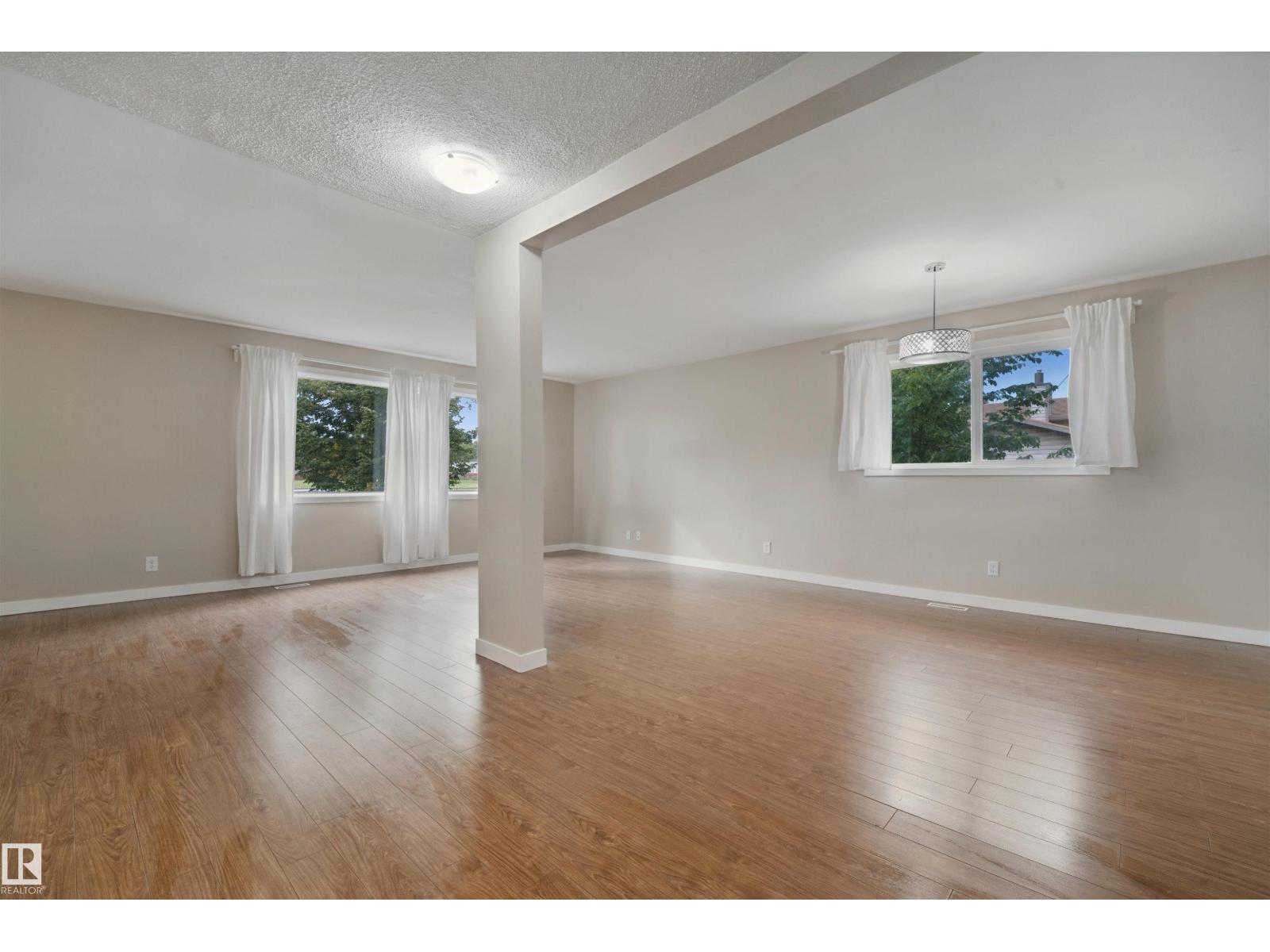13420 117 AV NW