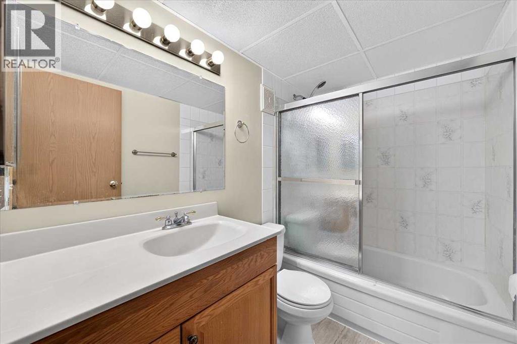 4831 48 Street NW, Calgary, Alberta  T3A 0S5 - Photo 26 - A2347988