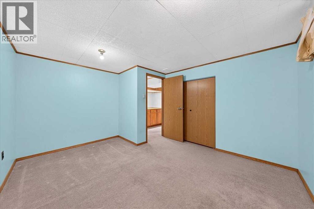 4831 48 Street NW, Calgary, Alberta  T3A 0S5 - Photo 29 - A2347988