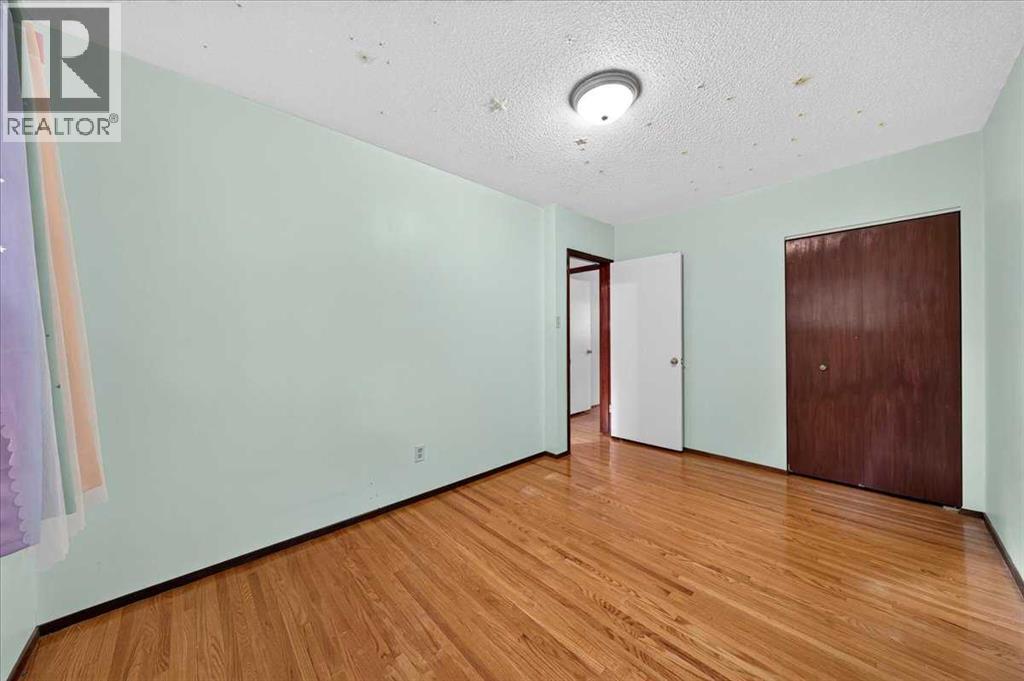 4831 48 Street NW, Calgary, Alberta  T3A 0S5 - Photo 19 - A2347988