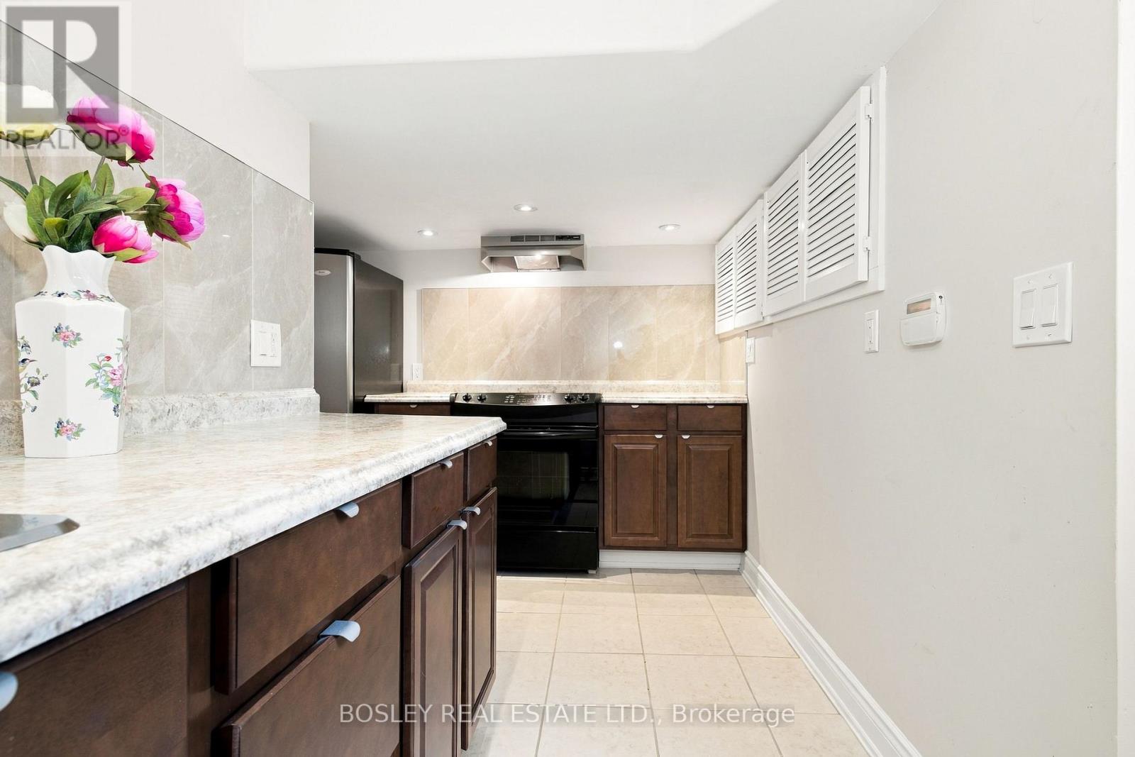Lower - 9 George Jones Street, Ajax, Ontario L1T 2X2 - Photo 11 - E13827898
