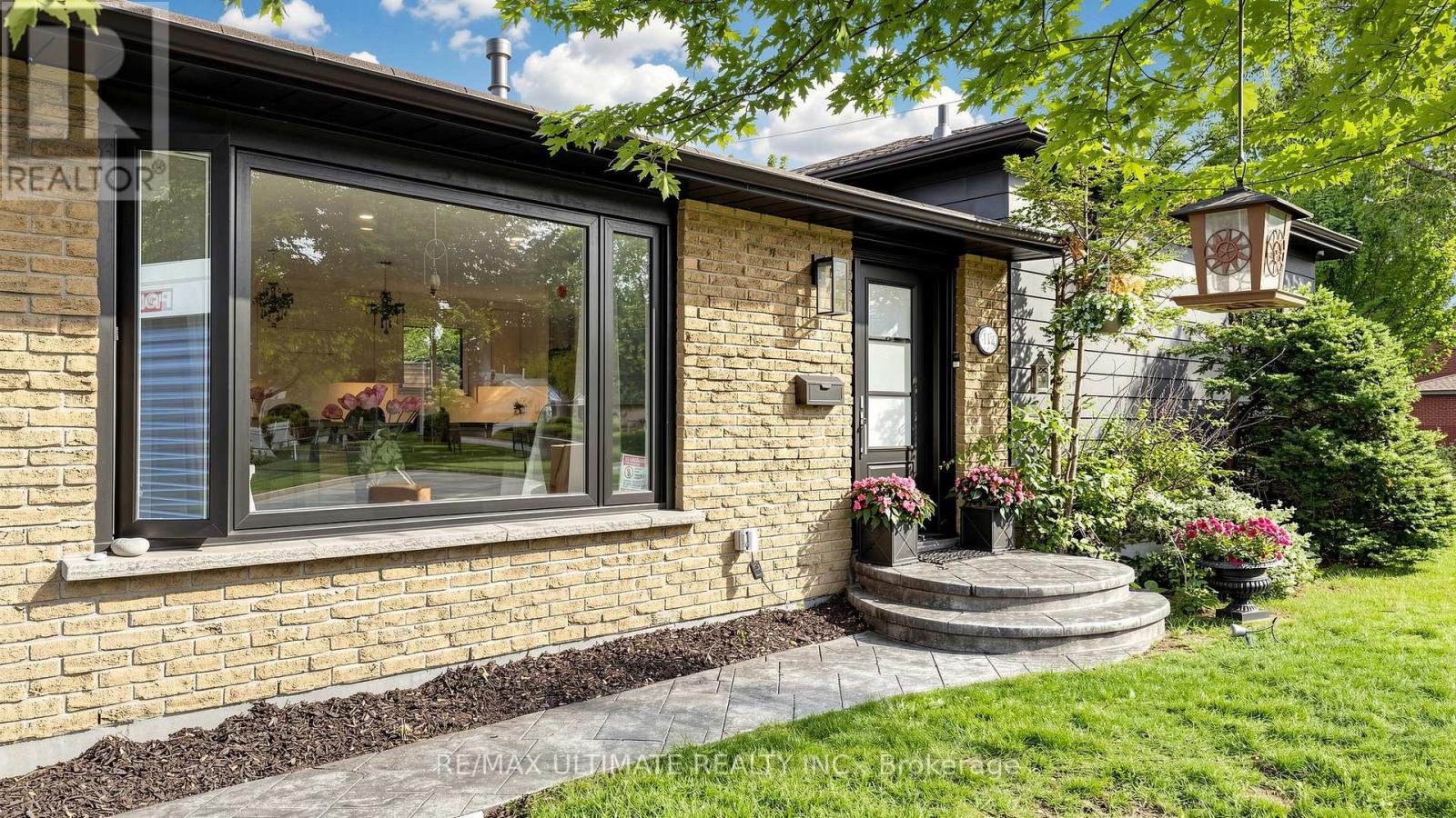 112 Coronation Drive, Toronto, Ontario  M1E 2H4 - Photo 4 - E13827904
