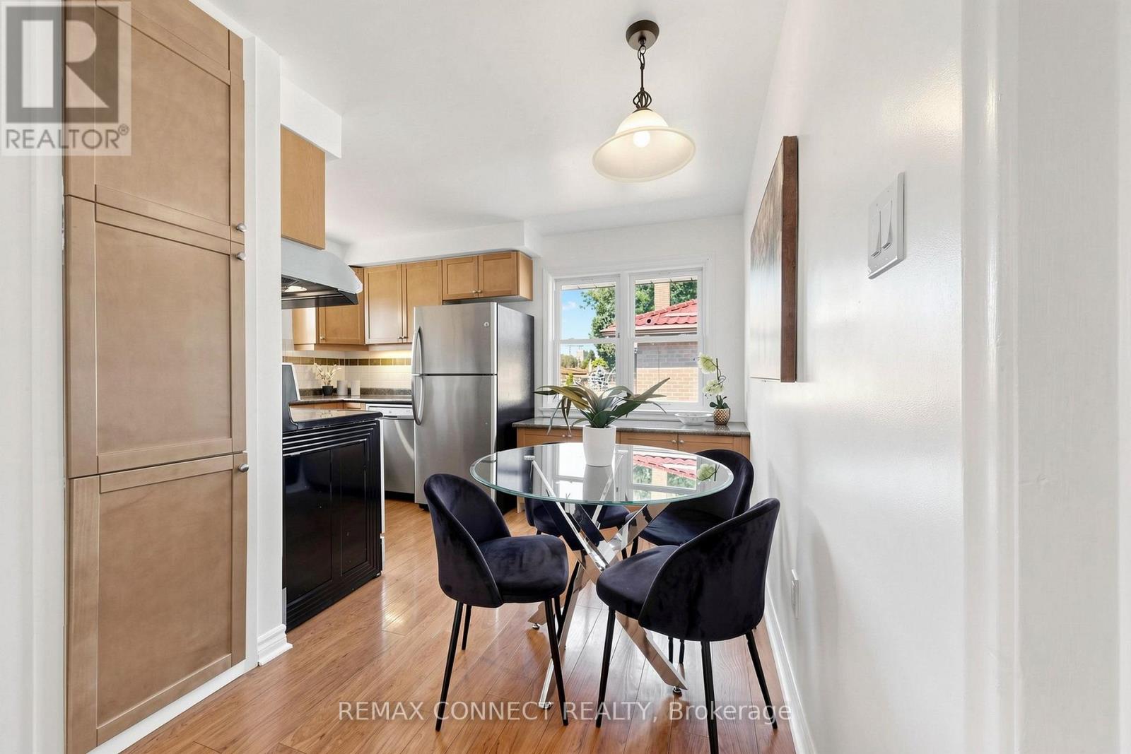 15 Grassington Crescent, Toronto, Ontario  M1G 1X4 - Photo 10 - E13827910