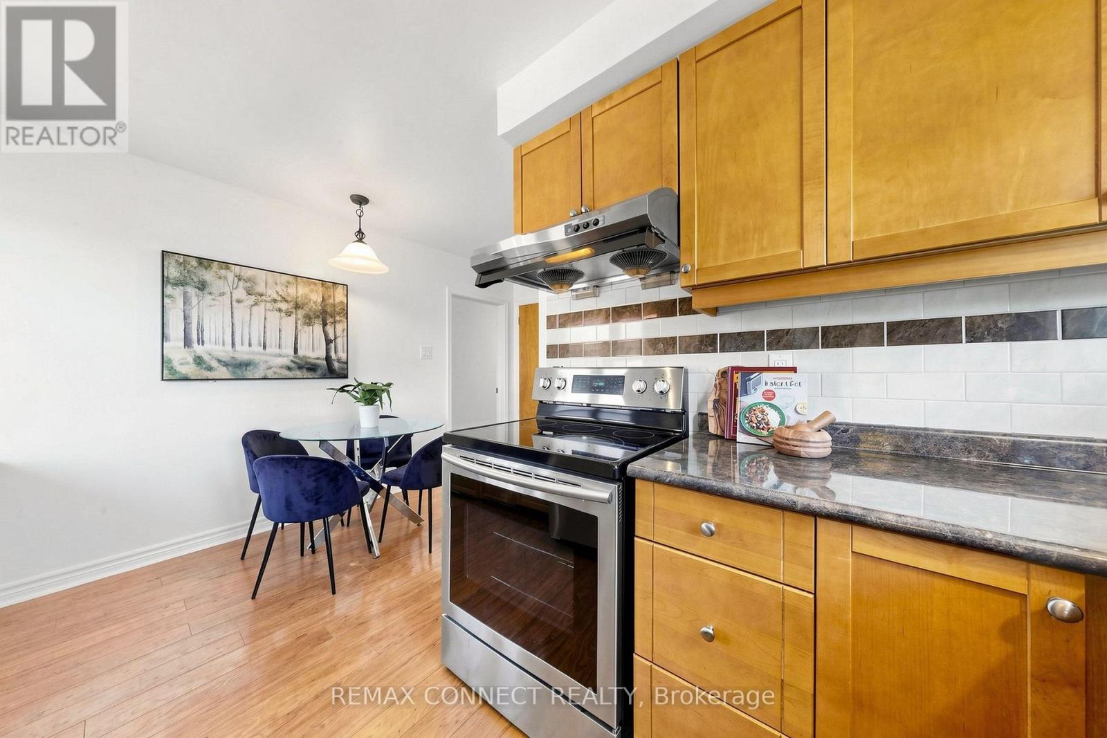 15 Grassington Crescent, Toronto, Ontario  M1G 1X4 - Photo 9 - E13827910