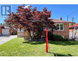 15 GRASSINGTON CRESCENT, Toronto, Ontario