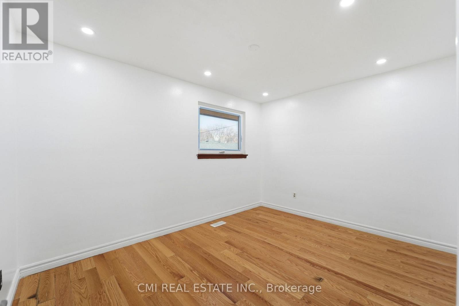 39 Earlton Road, Toronto, Ontario  M1T 2R4 - Photo 23 - E13827928