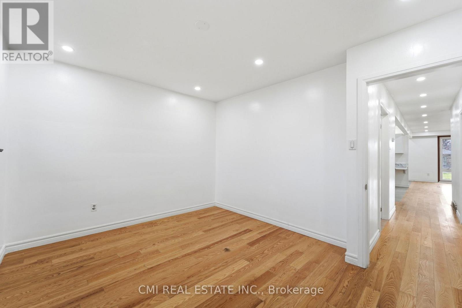 39 Earlton Road, Toronto, Ontario  M1T 2R4 - Photo 24 - E13827928