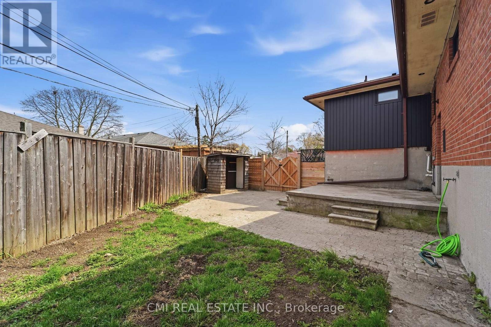 39 Earlton Road, Toronto, Ontario  M1T 2R4 - Photo 37 - E13827928