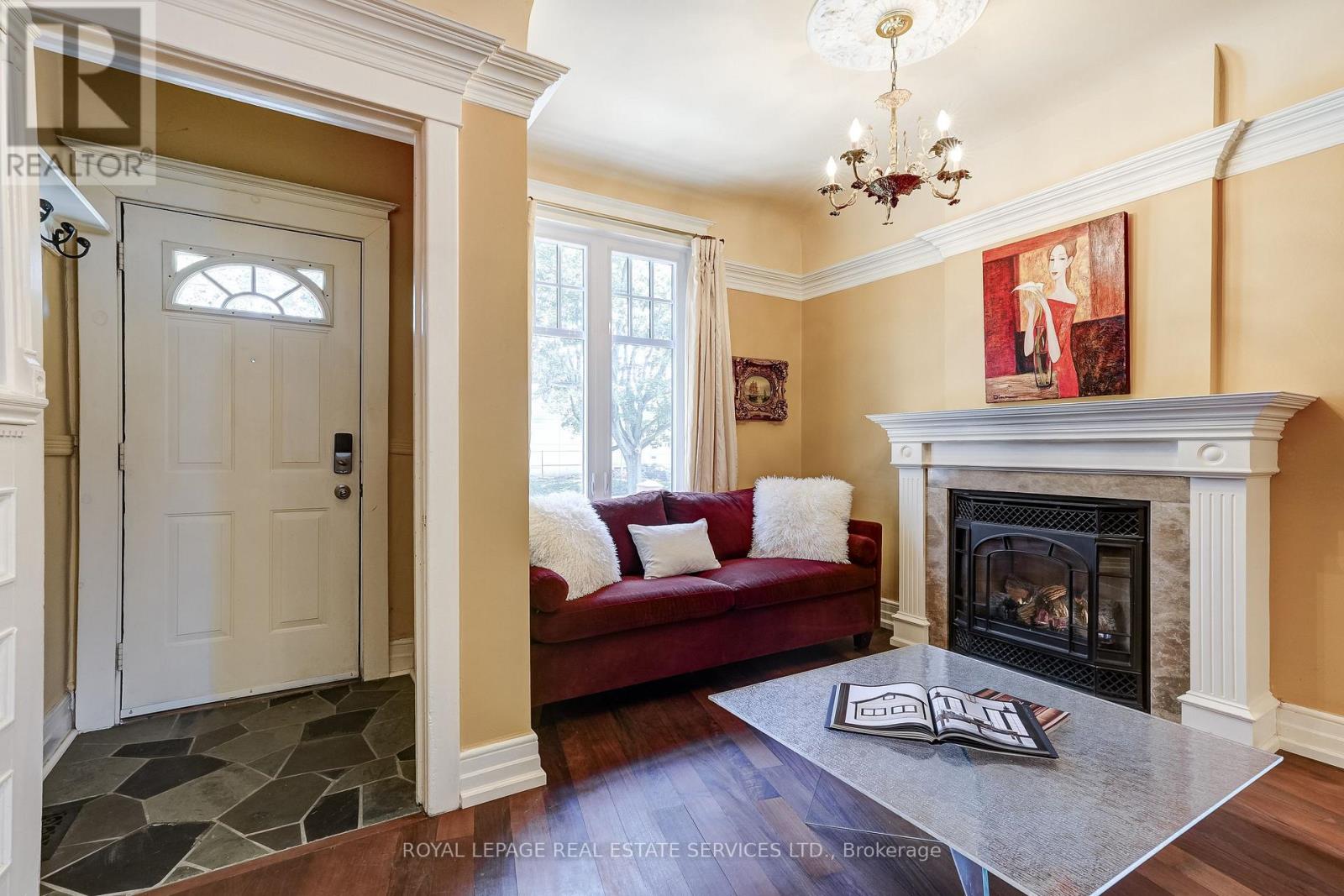 66 Wardell Street, Toronto, Ontario  M4M 2L6 - Photo 4 - E13827930