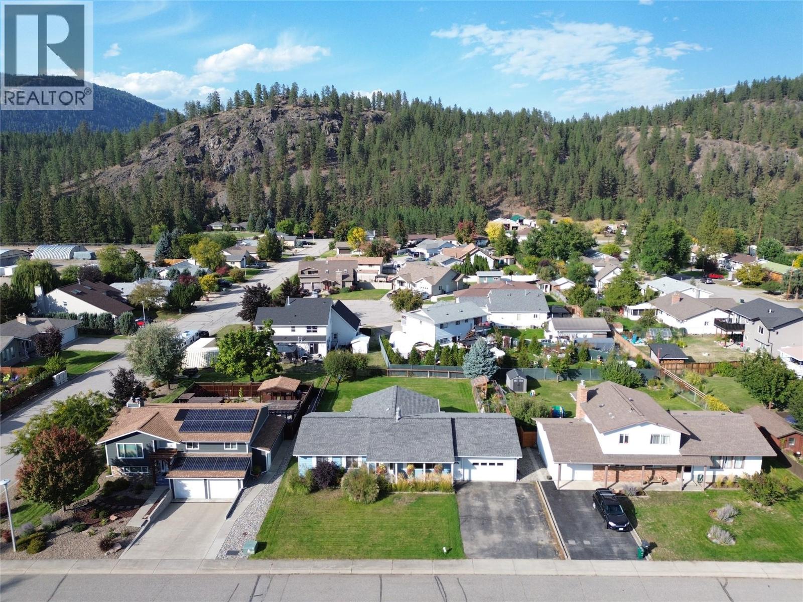 1865 78th Avenue, Grand Forks, British Columbia  V0H 1H2 - Photo 2 - 10401870