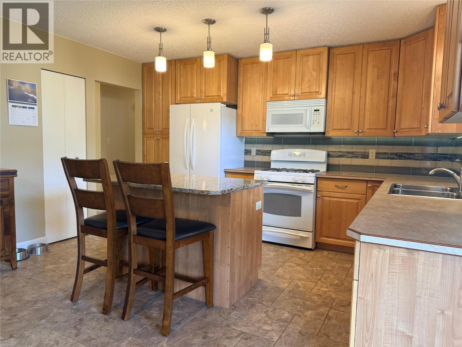 1865 78th Avenue, Grand Forks, British Columbia  V0H 1H2 - Photo 22 - 10401870