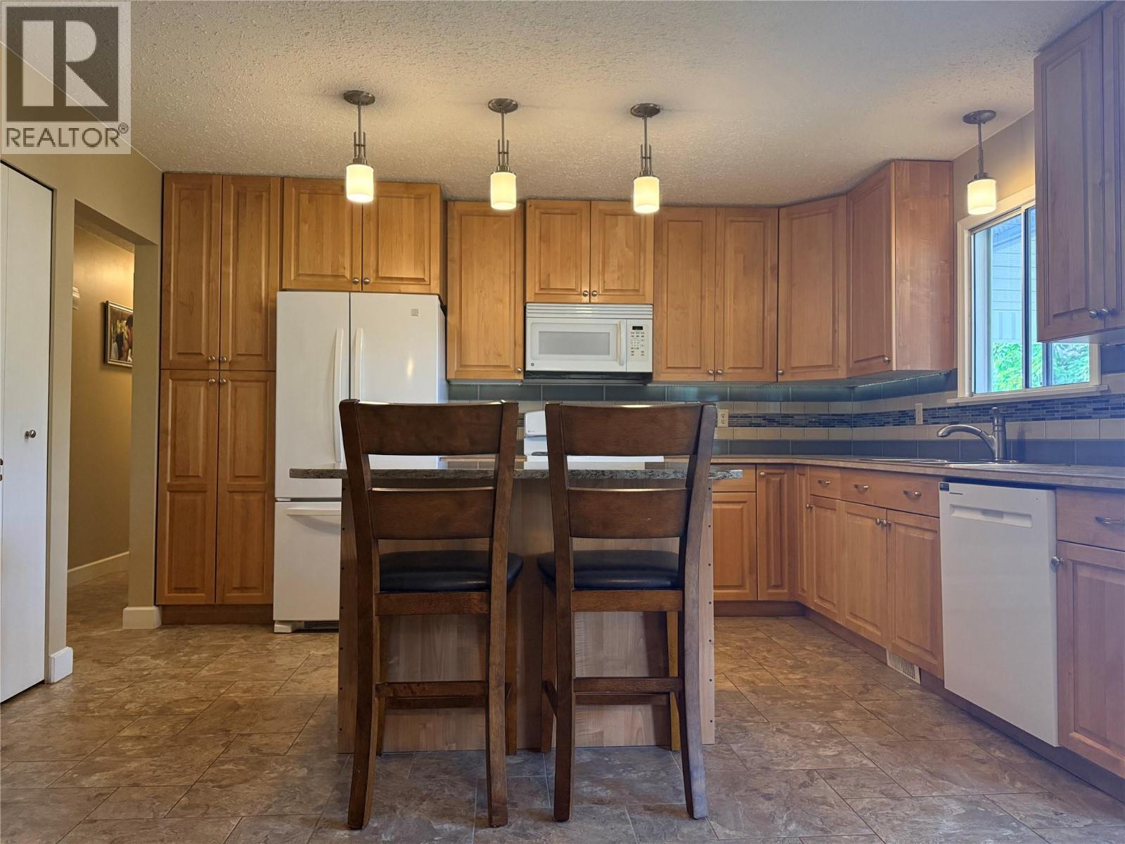 1865 78th Avenue, Grand Forks, British Columbia  V0H 1H2 - Photo 21 - 10401870