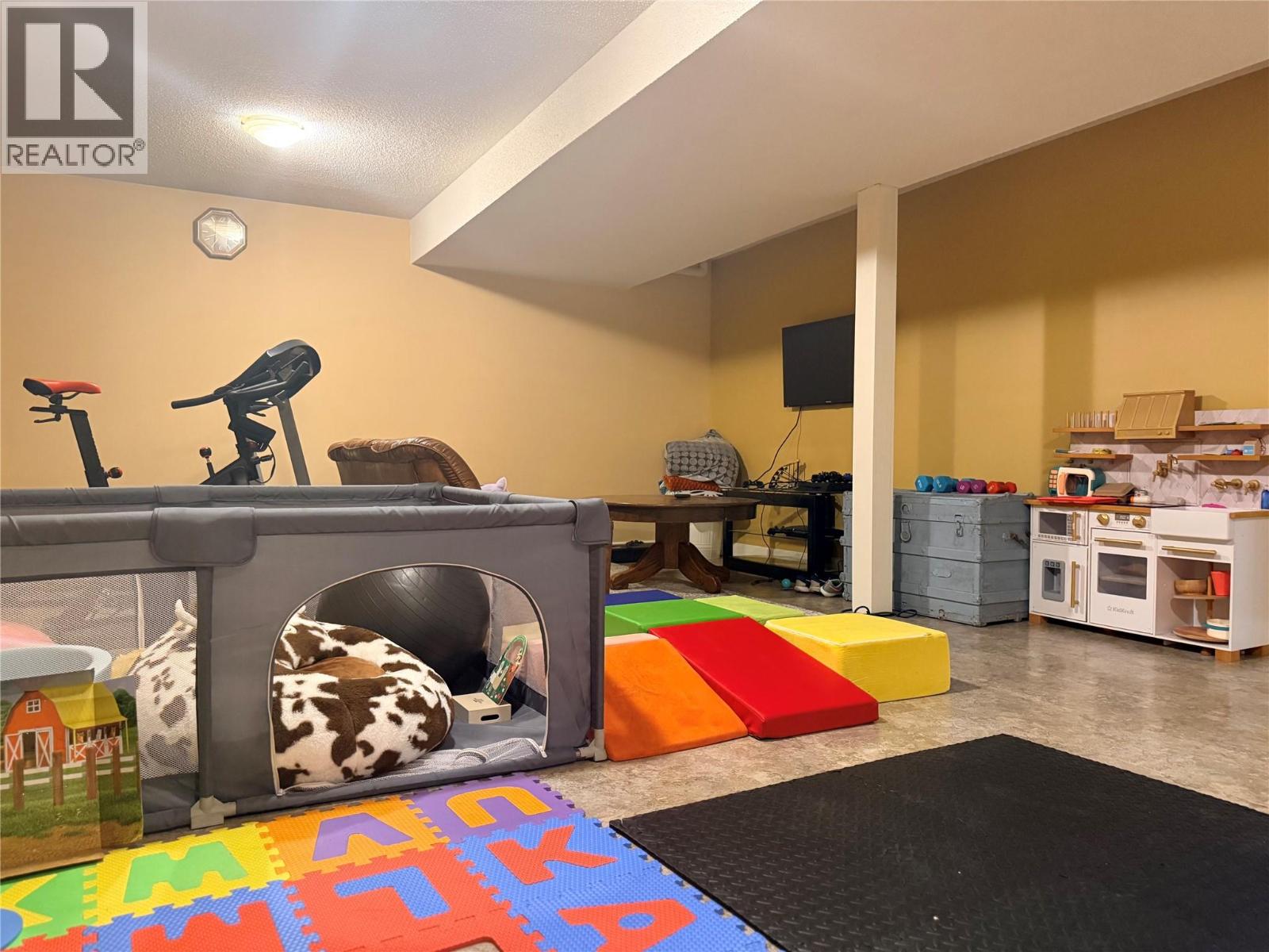 1865 78th Avenue, Grand Forks, British Columbia  V0H 1H2 - Photo 25 - 10401870