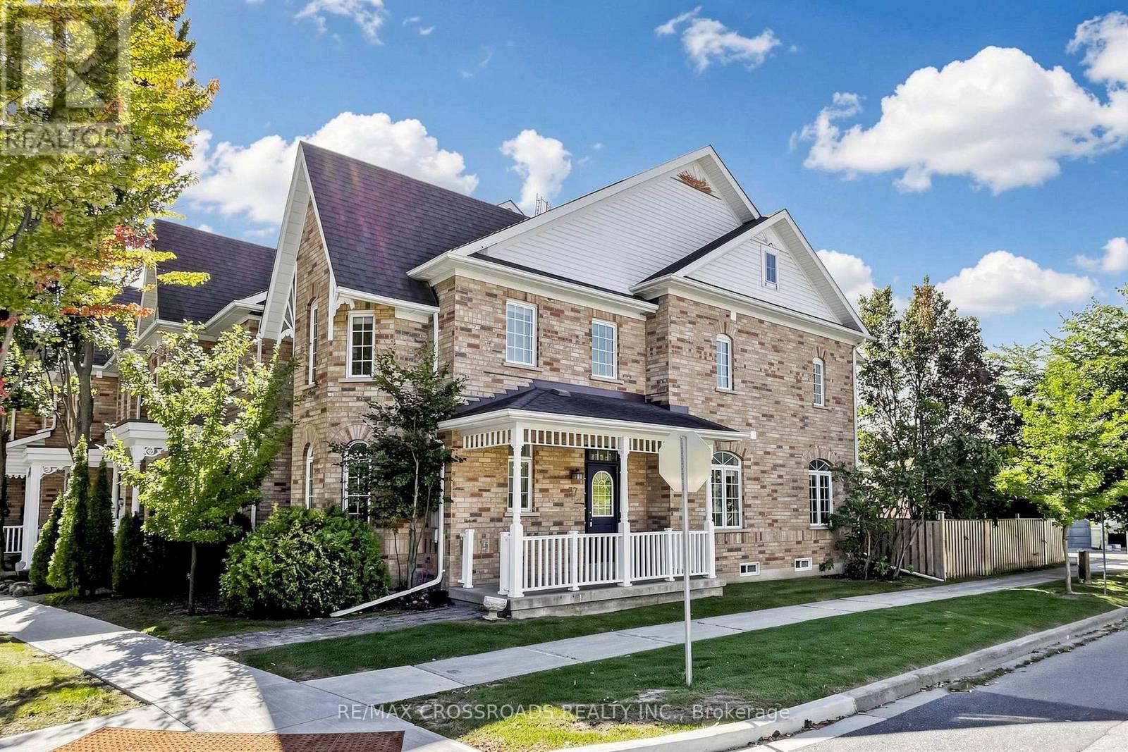37 Queen's Plate Drive, Markham, Ontario  L6C 2A9 - Photo 1 - N13827954