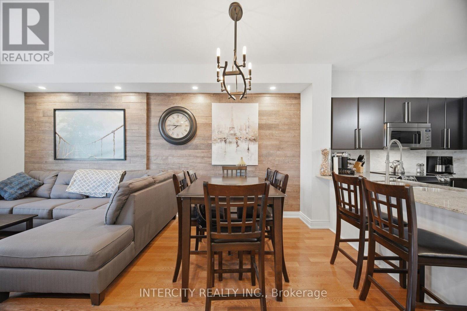 207 - 10211 Keele Street, Vaughan (Maple), Ontario  L6A 3Y9 - Photo 11 - N13828024