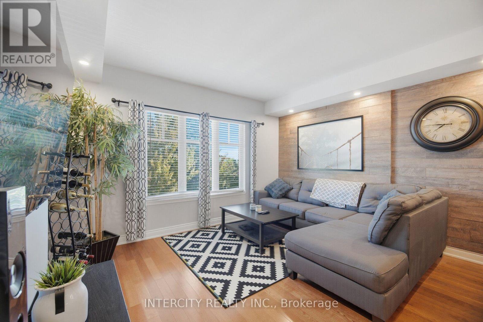 207 - 10211 Keele Street, Vaughan (Maple), Ontario  L6A 3Y9 - Photo 15 - N13828024