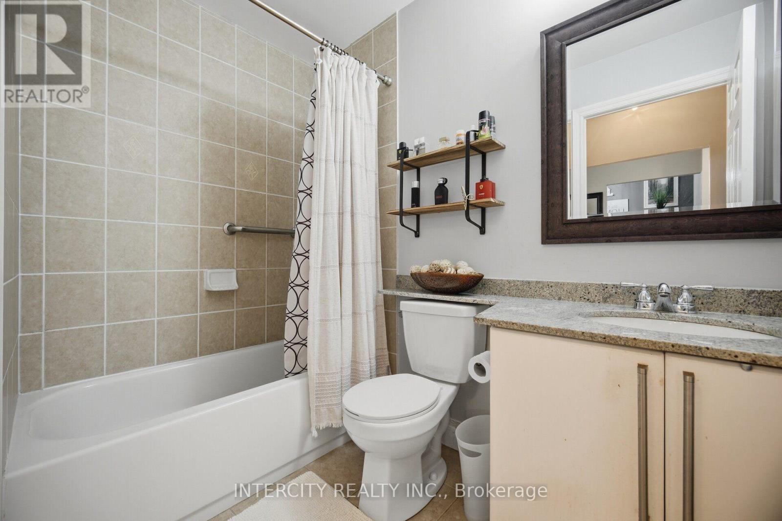 207 - 10211 Keele Street, Vaughan (Maple), Ontario  L6A 3Y9 - Photo 26 - N13828024