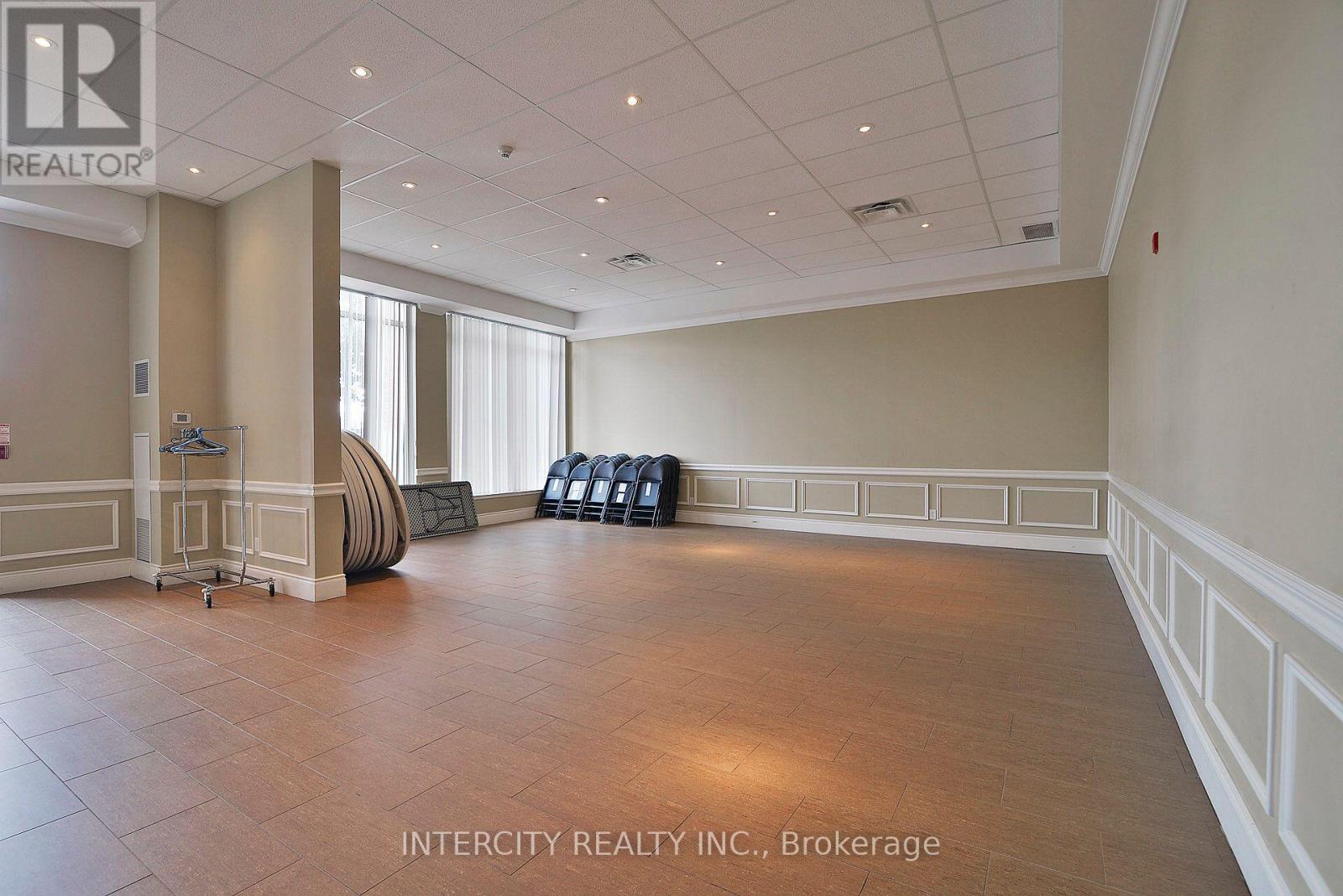 207 - 10211 Keele Street, Vaughan (Maple), Ontario  L6A 3Y9 - Photo 35 - N13828024