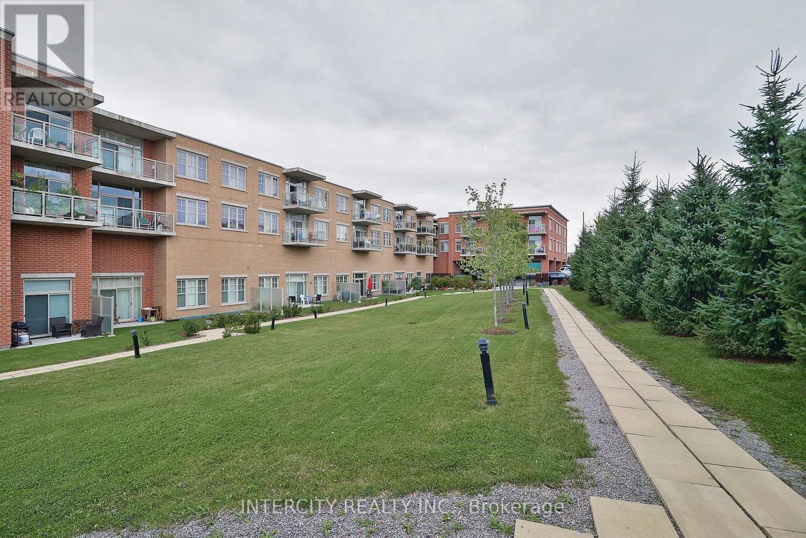 207 - 10211 Keele Street, Vaughan (Maple), Ontario  L6A 3Y9 - Photo 42 - N13828024
