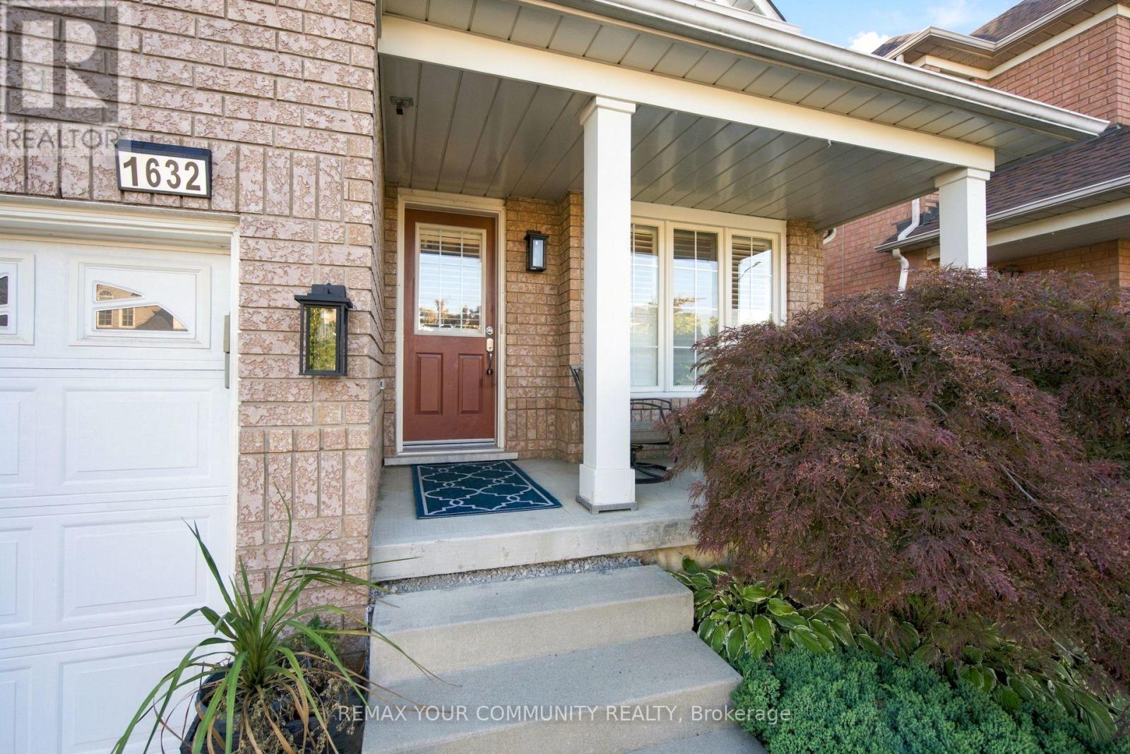 1632 Samuelson Circle, Mississauga, Ontario  L5N 7Z7 - Photo 2 - W13828082