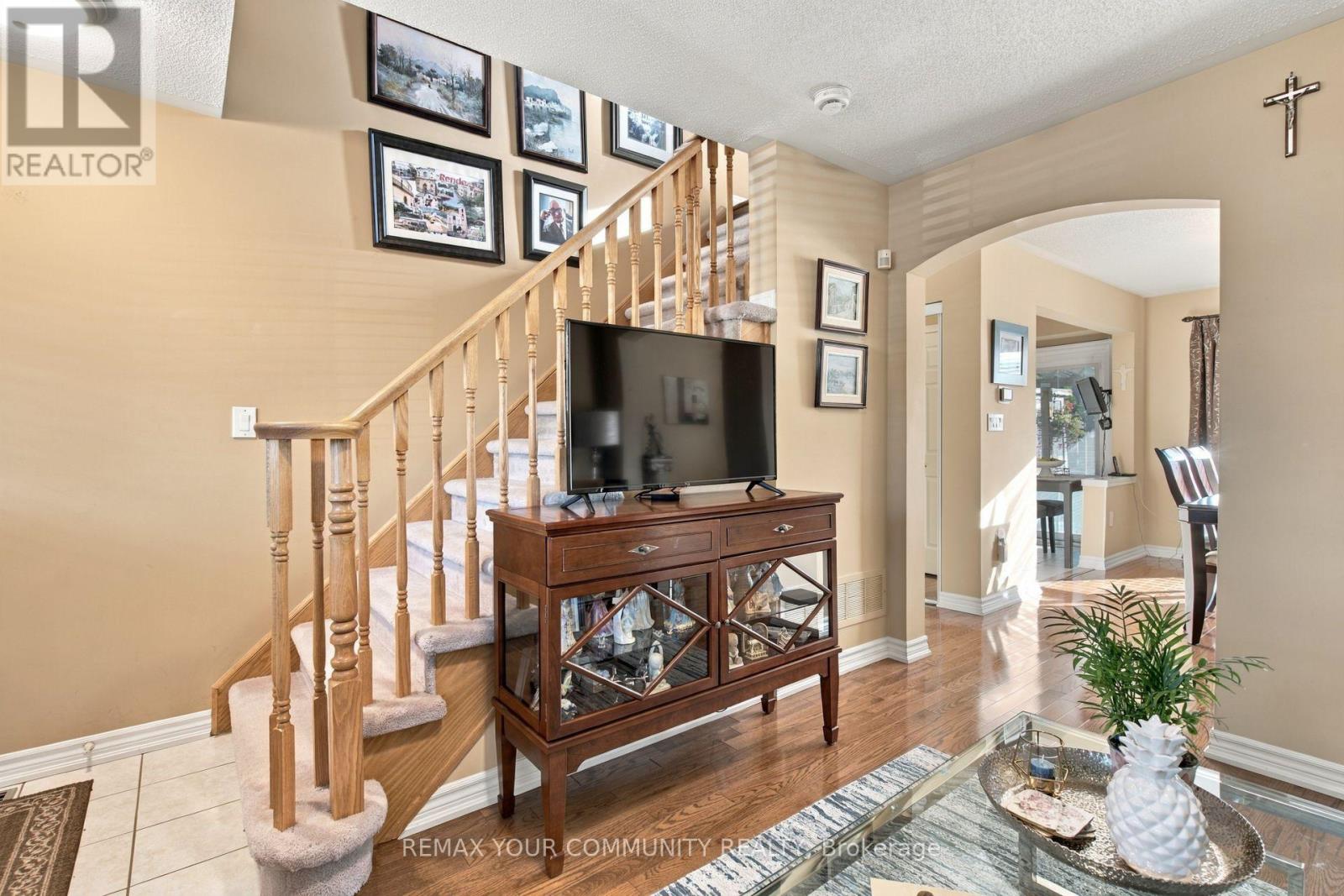 1632 Samuelson Circle, Mississauga, Ontario  L5N 7Z7 - Photo 7 - W13828082
