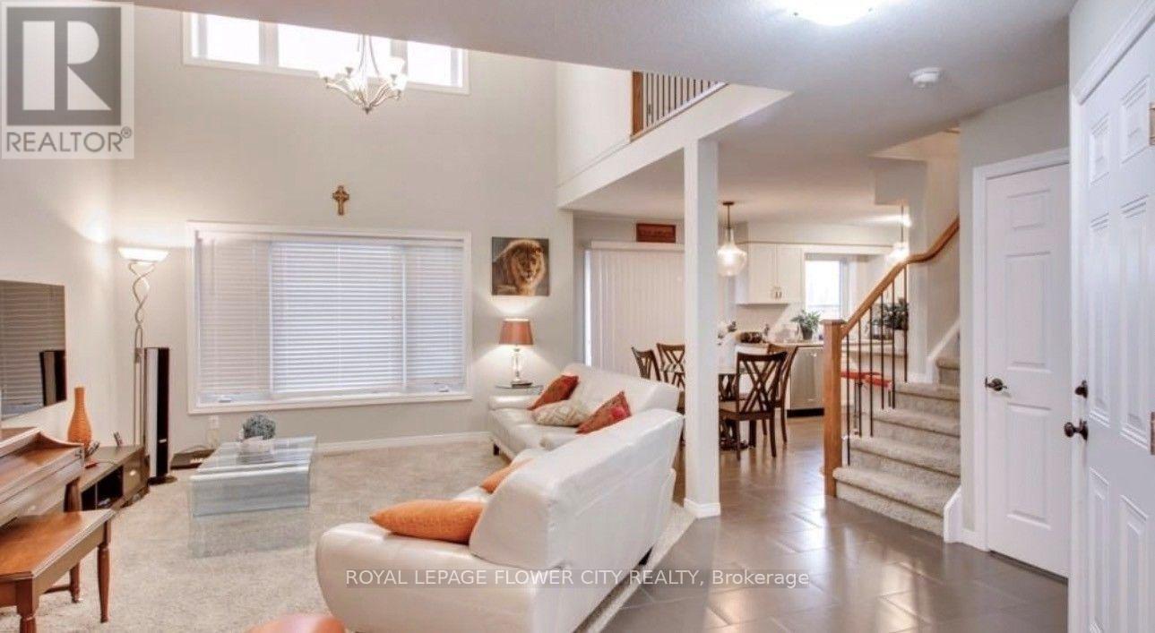423 Champlain Avenue, Woodstock, Ontario  N4V 0B3 - Photo 3 - X13827972