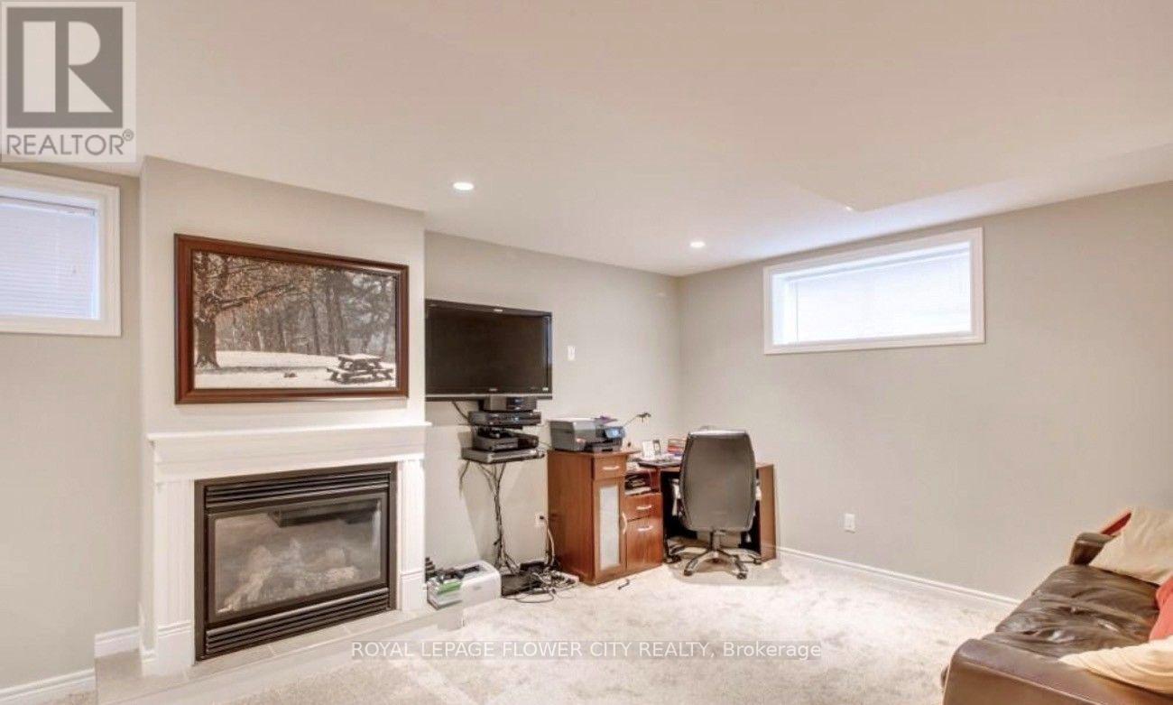 423 Champlain Avenue, Woodstock, Ontario  N4V 0B3 - Photo 6 - X13827972