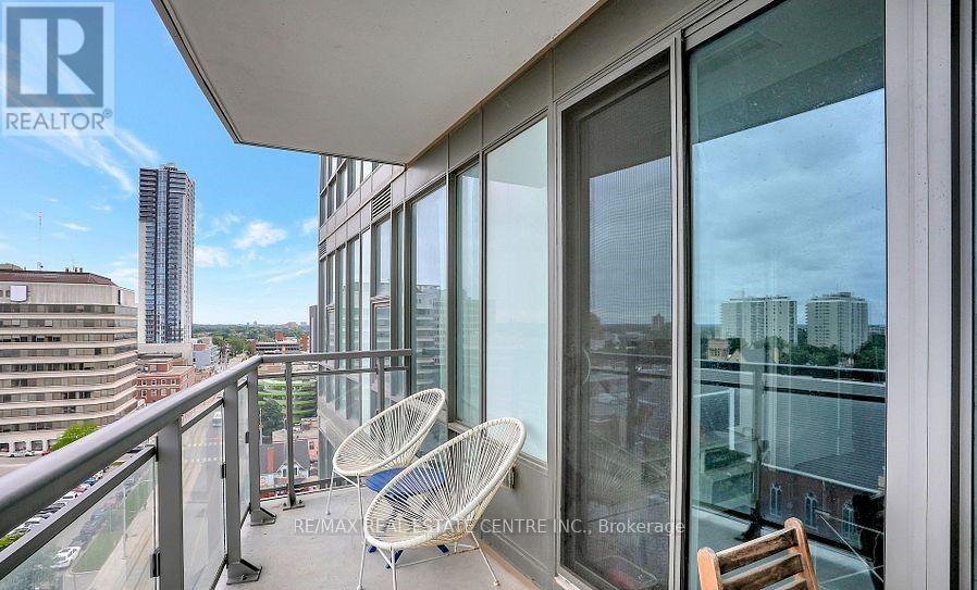 403 - 85 Duke Street W, Kitchener, Ontario  N2H 0B7 - Photo 4 - X13827992