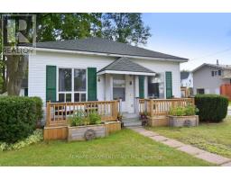 8 CHESTNUT STREET, Norfolk, Ontario