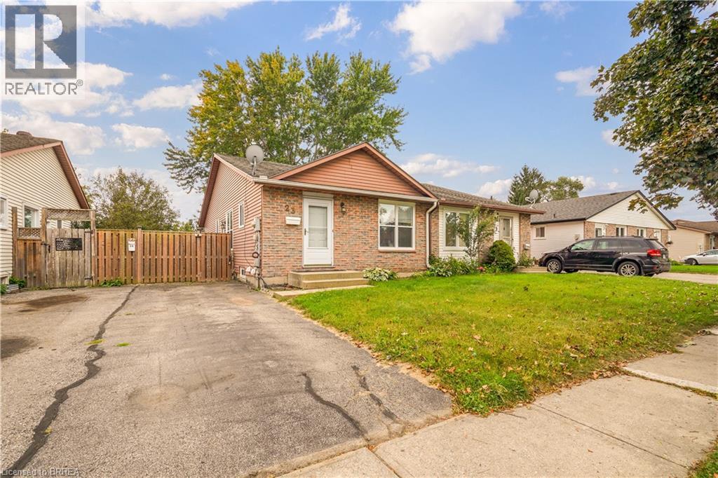 23 Palomino Drive, Brantford, Ontario  N3P 1J6 - Photo 2 - 40866291