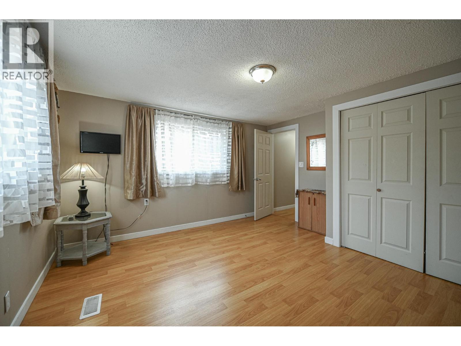 4981 Spruce Avenue, Canal Flats, British Columbia  V0B 1B0 - Photo 33 - 10379860