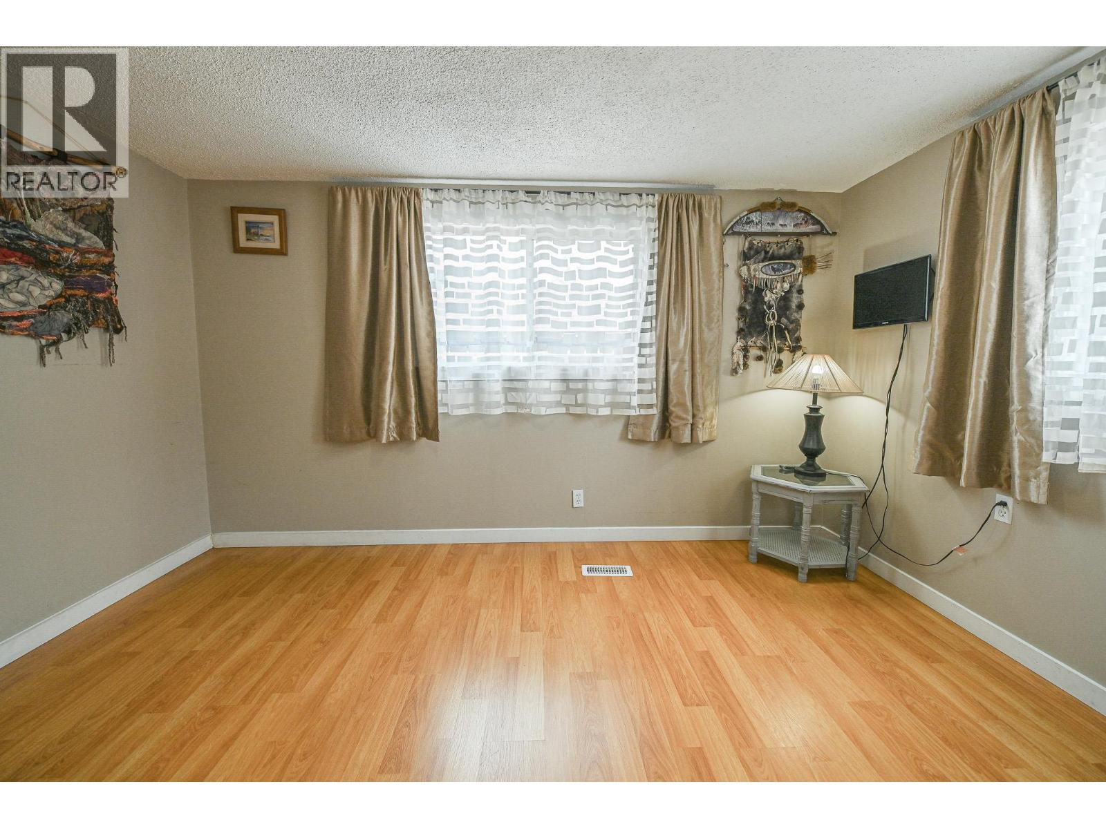 4981 Spruce Avenue, Canal Flats, British Columbia  V0B 1B0 - Photo 32 - 10379860