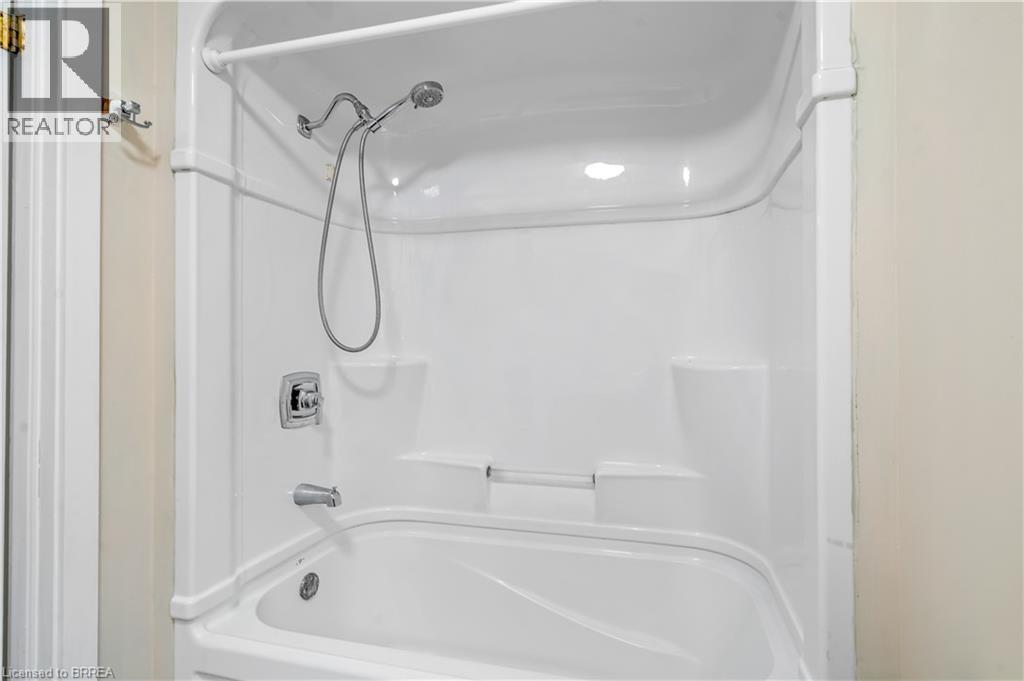 25 Alonzo Street, Brantford, Ontario  N3R 1A1 - Photo 28 - 40861283