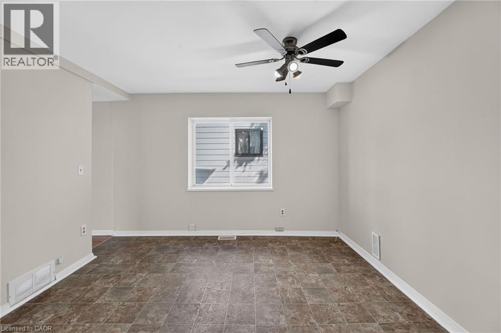 213-215 Maple Street, Dunnville, Ontario  N1A 2G3 - Photo 13 - 40865607