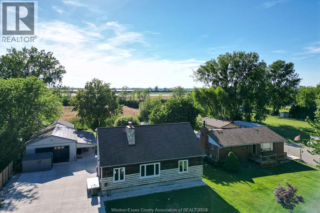 MLS# 26023569: 2040 FRONT ROAD North, Amherstburg, Canada